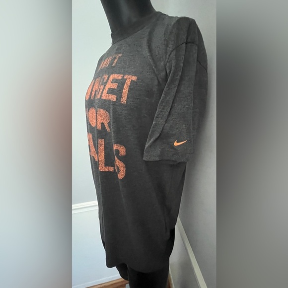 Nike Dri-Fit Don’t Forget Your Balls Gray Orange T-Shirt Mens Large L - Picture 3 of 4
